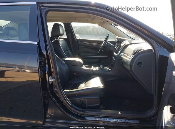 2C3CCAEG2JH254813 2018 CHRYSLER 300 Black Widok wnętrza z przodu
