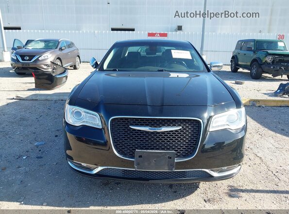 2C3CCAEG2JH254813 2018 CHRYSLER 300 Black Widok wnętrza z tyłu