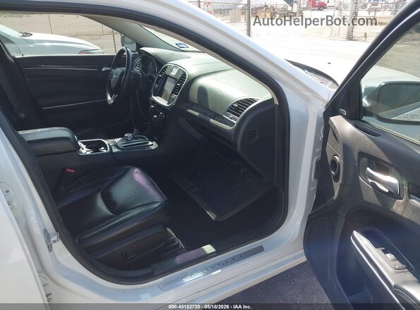 2C3CCAEG3LH131489 2020 CHRYSLER 300 White Widok wnętrza z przodu