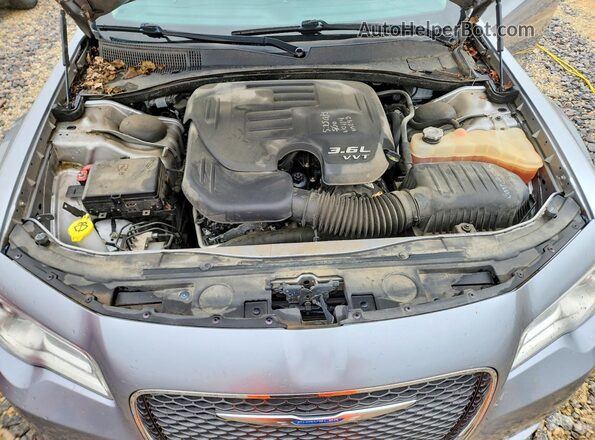 2C3CCAEG5JH262047 2018 CHRYSLER 300 Silver 