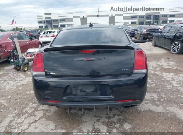 2C3CCAGG0JH267783 2018 CHRYSLER 300 Черный 