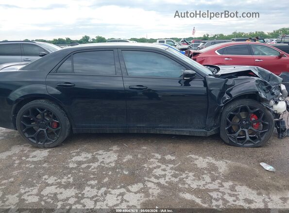 2C3CCAGG0JH267783 2018 CHRYSLER 300 Черный 