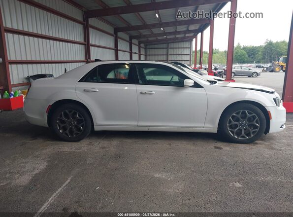 2C3CCAGG2GH161912 2016 CHRYSLER 300 White Widok wnętrza z tyłu