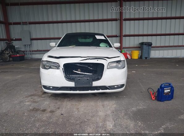 2C3CCAGG2GH161912 2016 CHRYSLER 300 White Widok zestawu wskaźników