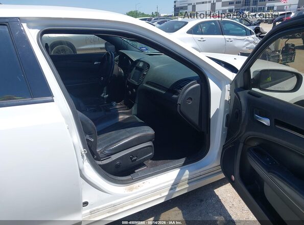 2C3CCAGG3GH262179 2016 CHRYSLER 300 White Սալոնի դիմացի տեսք