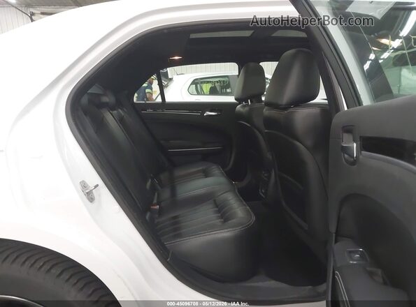 2C3CCAGG3JH141675 2018 CHRYSLER 300 Белый Вид наклейки с VIN-кодом