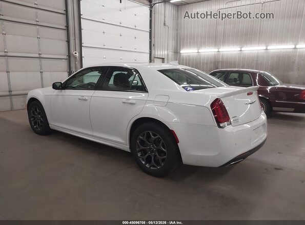 2C3CCAGG3JH141675 2018 CHRYSLER 300 Белый Задняя левая четверть