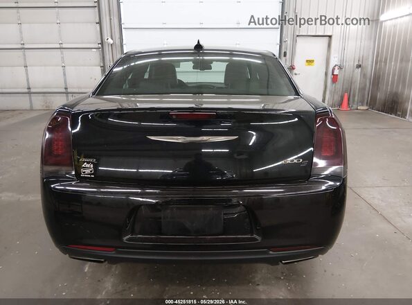 2C3CCAGG5GH262037 2016 CHRYSLER 300 Black 