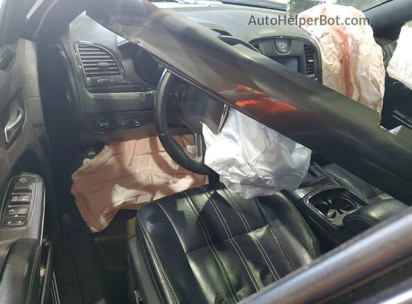 2C3CCAGG6HH512497 2017 CHRYSLER 300 Gray Առջևի վահանակի տեսք
