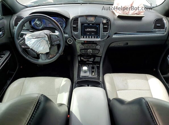 2C3CCAGG6HH512760 2017 CHRYSLER 300 Серый 