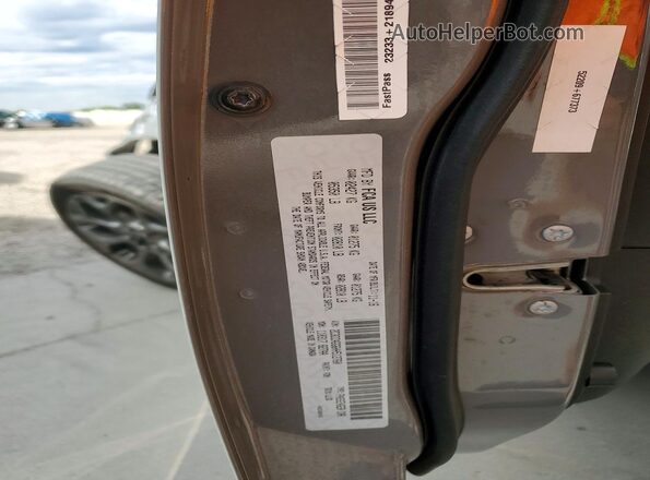 2C3CCAGG6HH512760 2017 CHRYSLER 300 Серый 