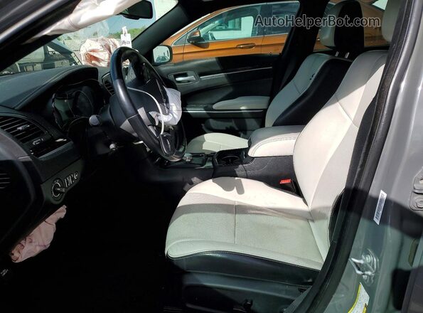 2C3CCAGG6HH512760 2017 CHRYSLER 300 Серый 