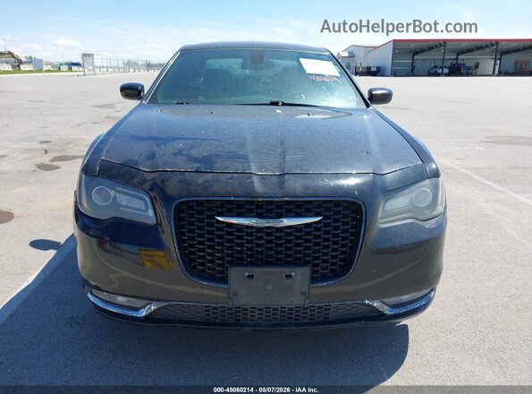 2C3CCAGG7GH191312 2016 CHRYSLER 300 Black Սարքավորումների վահանակի տեսք