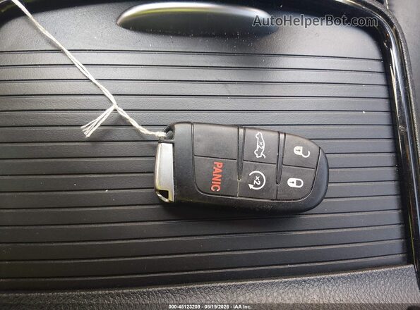 2C3CCAGG7KH569346 2019 CHRYSLER 300 Gray Vista del salpicadero