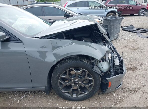 2C3CCAGG8JH309164 2018 CHRYSLER 300 Gray Вид спереду