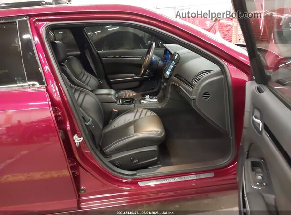 2C3CCAPJ5PH501131 2023 CHRYSLER 300 Burgundy Front interior view