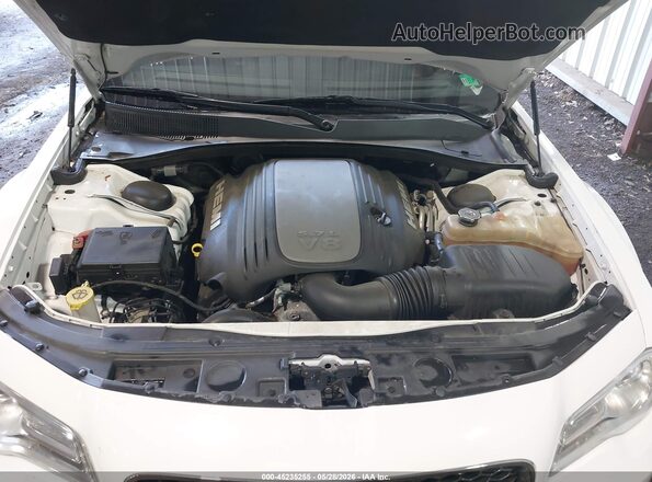 2C3CCAPT1JH227788 2018 CHRYSLER 300 White Вид ззаду