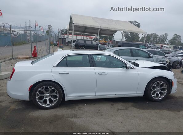 2C3CCAPT5HH516232 2017 CHRYSLER 300 White Vista interior trasera