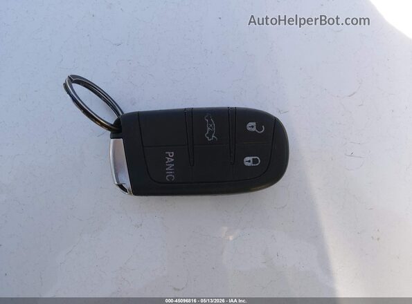 2C3CCARG3JH226786 2018 CHRYSLER 300 Черный 