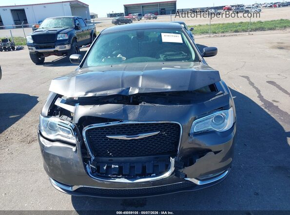 2C3CCARG4GH304775 2016 CHRYSLER 300 Gray ხელსაწყოთა პანელის ხედი