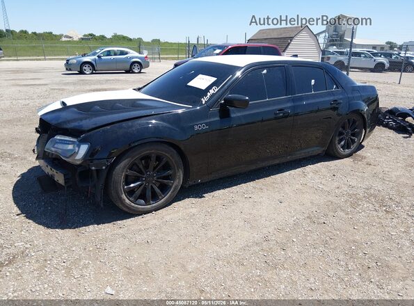 2C3CCARG6HH566590 2017 CHRYSLER 300 Black Przód lewy