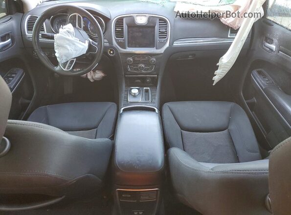 2C3CCARG7LH123132 2020 CHRYSLER 300 Black Առջևի վահանակի տեսք