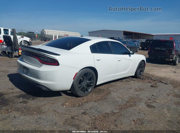 2C3CDXBG0HH643142 2017 DODGE CHARGER White Задня права чверть