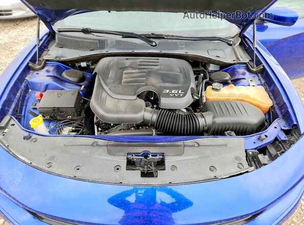 2C3CDXBG1KH741930 2019 DODGE CHARGER Blue Vista interior trasera