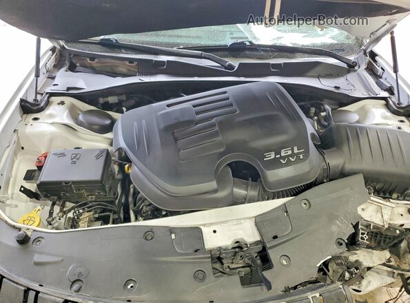 2C3CDXBG4KH758902 2019 DODGE CHARGER White 