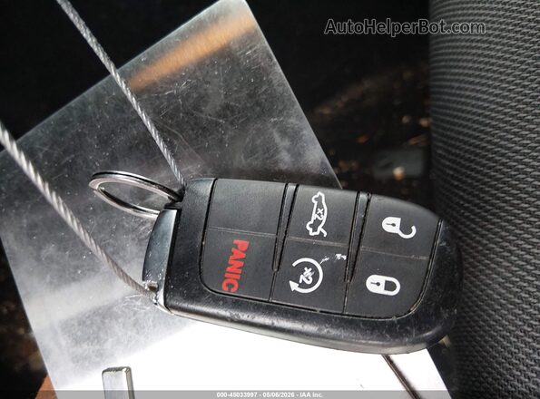2C3CDXBG4NH231110 2022 DODGE CHARGER Red Vista del salpicadero