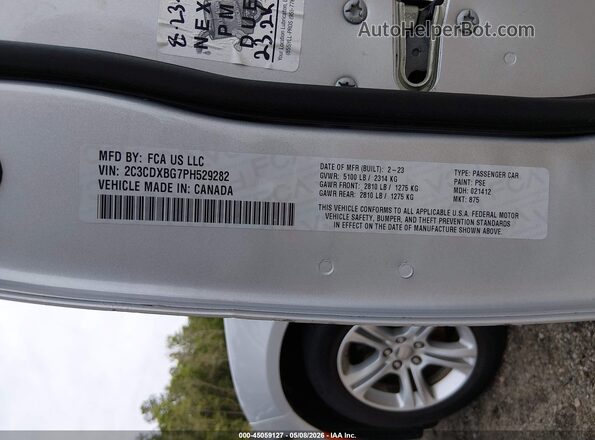 2C3CDXBG7PH529282 2023 DODGE CHARGER Silver Widok komory silnika