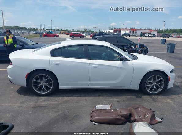 2C3CDXBG7PH613070 2023 DODGE CHARGER White Vista interior trasera