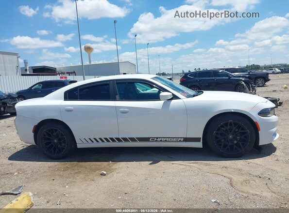 2C3CDXBG9LH126592 2020 DODGE CHARGER White Vista interior trasera