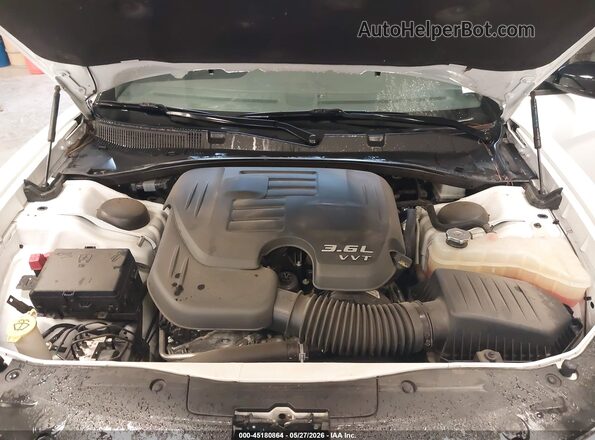 2C3CDXBG9PH579553 2023 DODGE CHARGER White Вид ззаду