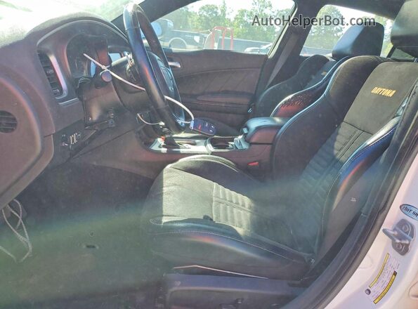 2C3CDXCT1JH157845 2018 DODGE CHARGER Белый Вид салона спереди