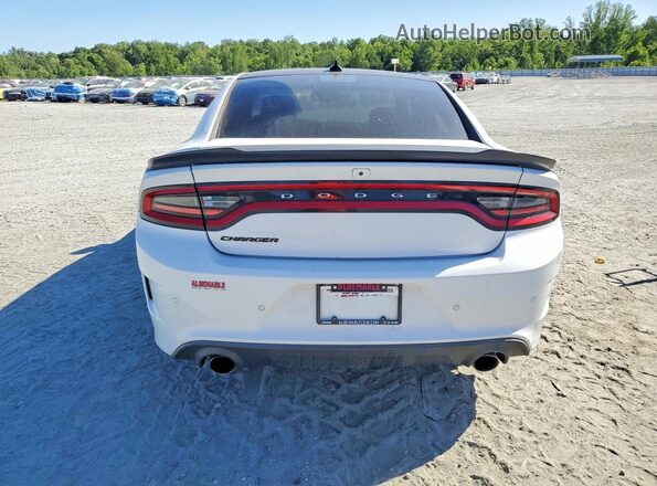2C3CDXCT1JH157845 2018 DODGE CHARGER Белый Вид сзади