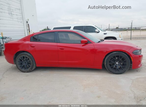 2C3CDXCT4GH104520 2016 DODGE CHARGER Red Вид задньої частини салону