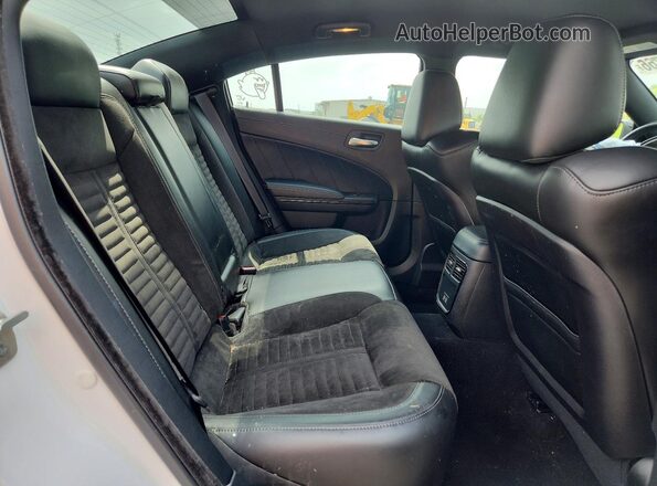 2C3CDXCT5PH581280 2023 DODGE CHARGER Белый Вид задних сидений