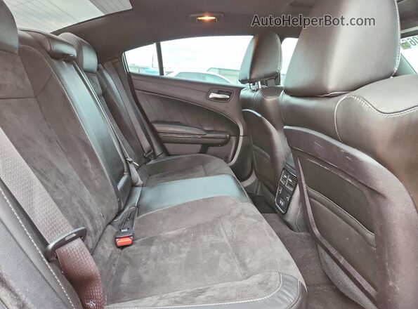 2C3CDXCT9LH136860 2020 DODGE CHARGER Red Rear seats view