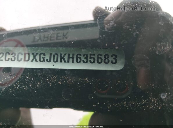 2C3CDXGJ0KH635683 2019 DODGE CHARGER Green Շարժիչի բաժամունքի տեսք