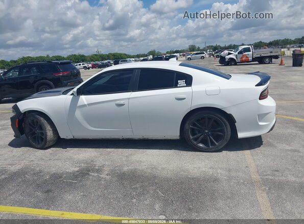 2C3CDXGJ2KH646734 2019 DODGE CHARGER White Rear interior view
