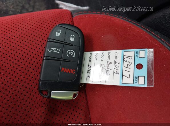 2C3CDXGJ2KH734621 2019 DODGE CHARGER Blue Вид панелі приладів