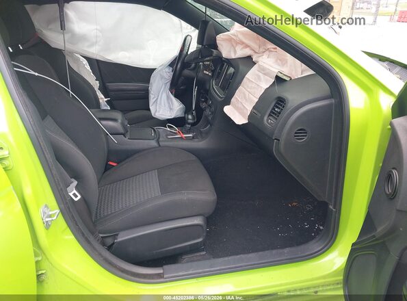 2C3CDXGJXKH736021 2019 DODGE CHARGER Green Front interior view