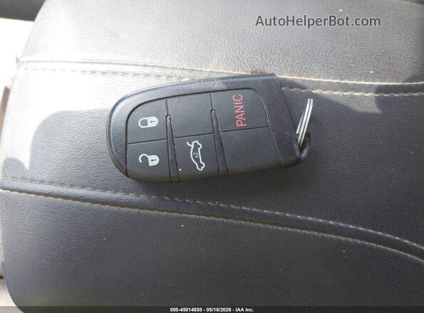 2C3CDXHG2GH265945 2016 DODGE CHARGER Черный Вид панели приборов