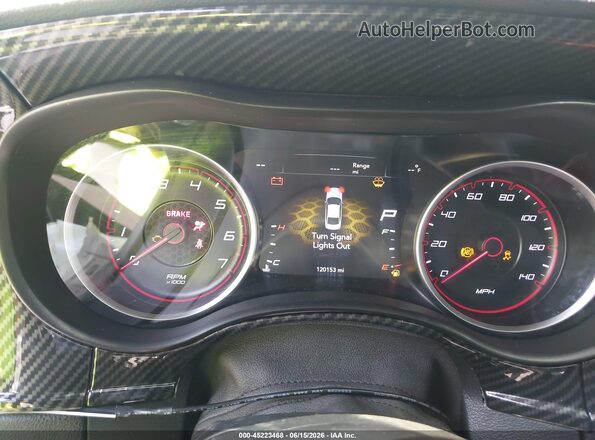 2C3CDXHG6KH678198 2019 DODGE CHARGER Red Widok tylnych siedzeń