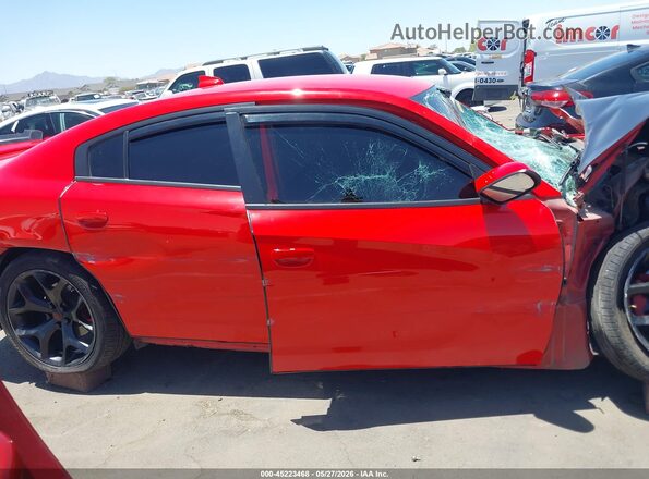 2C3CDXHG6KH678198 2019 DODGE CHARGER Red Widok wnętrza 360 stopni
