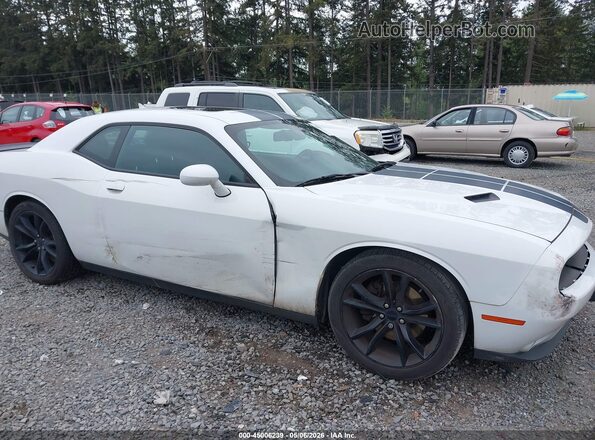 2C3CDZAG0GH184741 2016 DODGE CHALLENGER White 