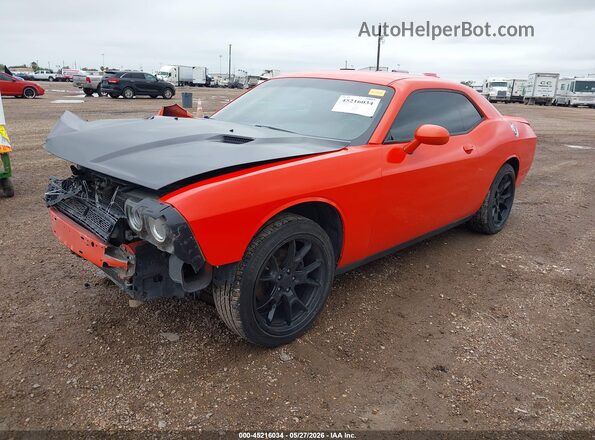 2C3CDZAG1JH317546 2018 DODGE CHALLENGER Orange Front left