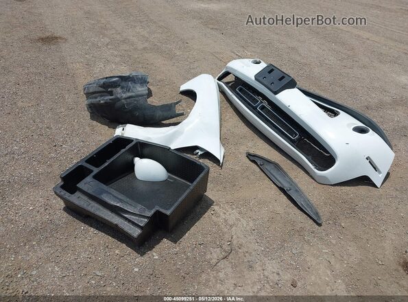2C3CDZAG1KH672119 2019 DODGE CHALLENGER White 
