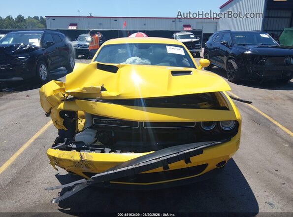 2C3CDZAG3JH232868 2018 DODGE CHALLENGER Yellow Instrument cluster view